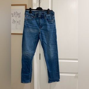 American Eagle men’s jeans